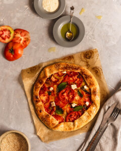 Tomato galette with parmesan cheese