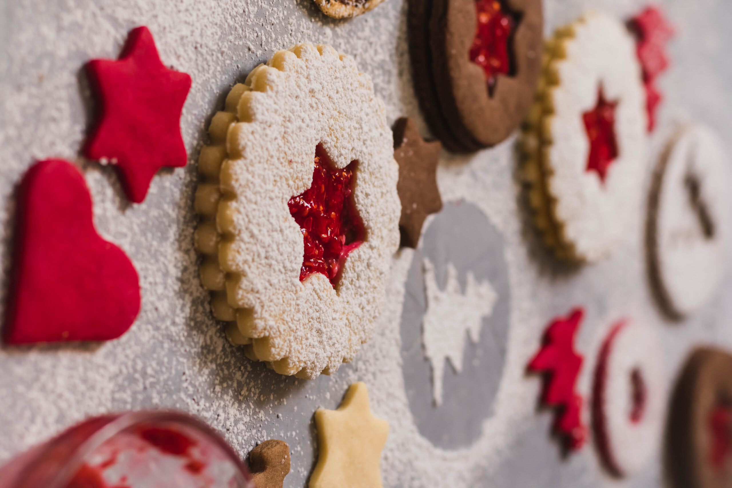 The Best Christmas Cookie Box- 4 Ways
