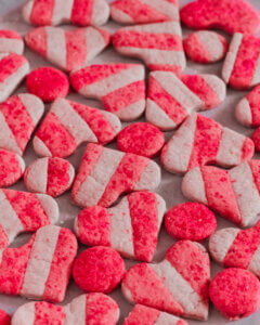 stripped valentine's day cookies